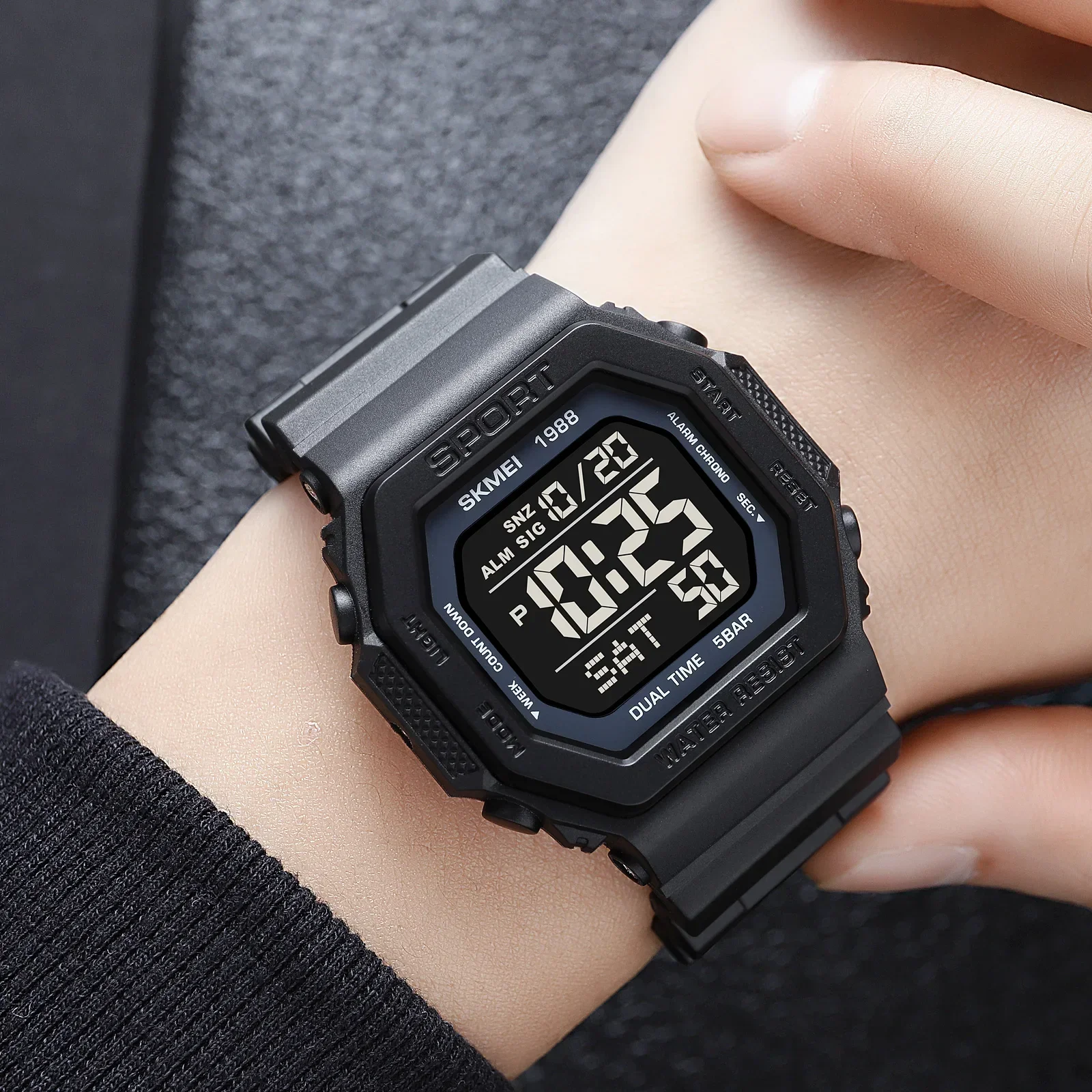 Skmei 1988 Men's Military Coun - مراجعة Digital Timer Countdown وسعره